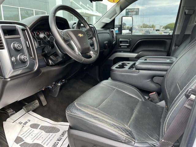 2015 Chevrolet Silverado 1500 Crew Cab Short Box 4-Wheel Drive LT Z71