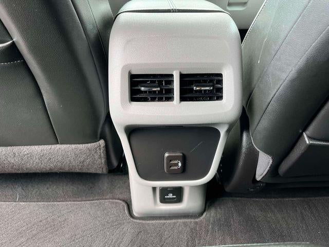 2023 GMC Terrain FWD 4dr SLT