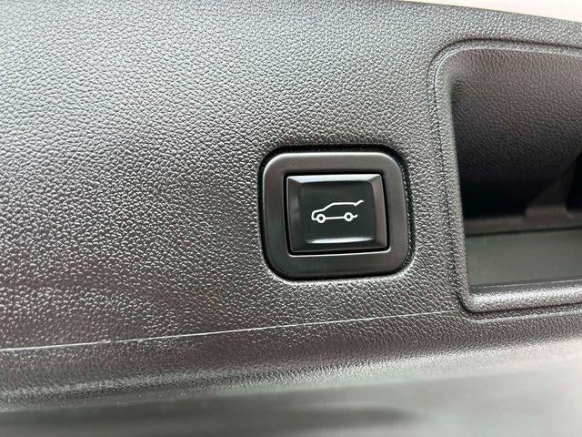 2023 GMC Terrain FWD 4dr SLT