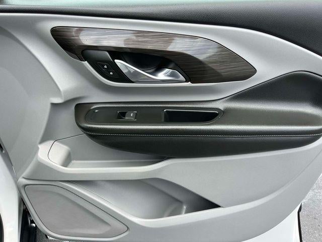 2023 GMC Terrain FWD 4dr SLT