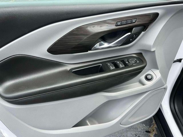 2023 GMC Terrain FWD 4dr SLT