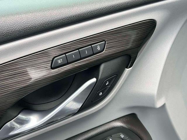 2023 GMC Terrain FWD 4dr SLT