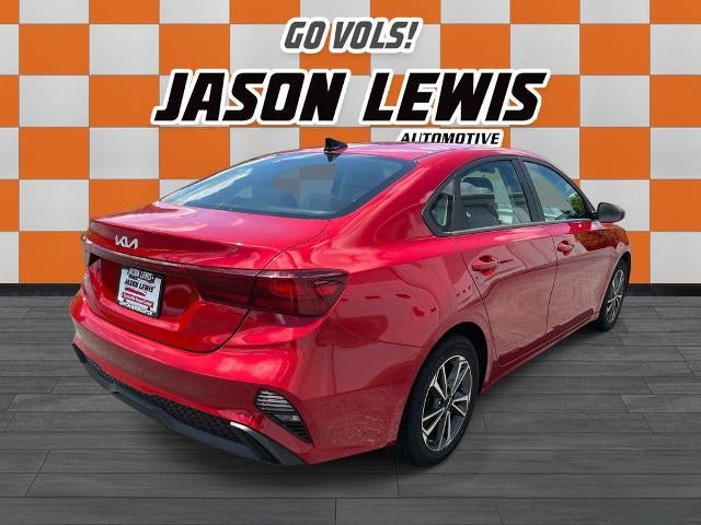 2024 Kia Forte LXS IVT