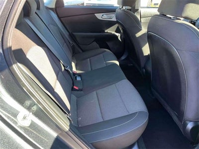 2024 Kia Forte LXS IVT