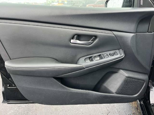 2024 Nissan Sentra SV CVT