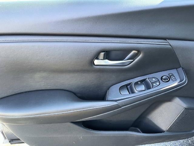 2024 Nissan Sentra SV CVT
