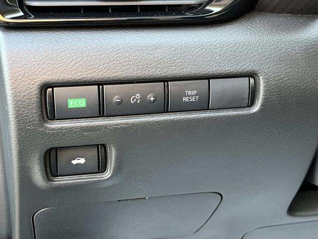 2024 Nissan Sentra SV CVT