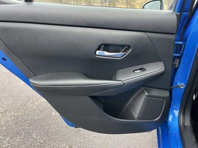 2023 Nissan Sentra SV CVT