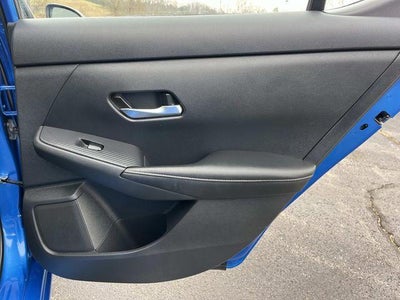 2023 Nissan Sentra SV CVT