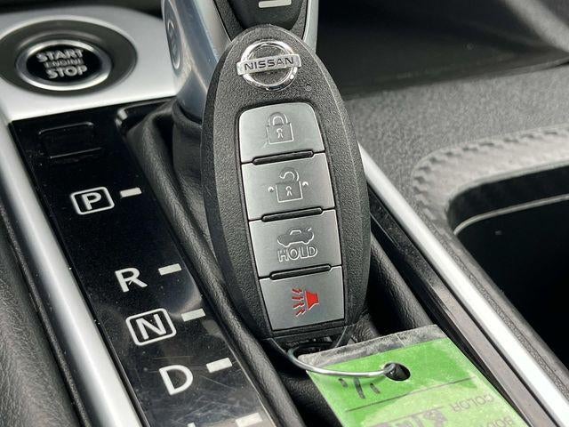 2023 Nissan Sentra SV CVT