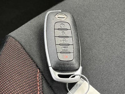 2024 Nissan Versa SR CVT