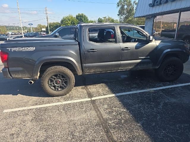 2016 Toyota Tacoma 4WD Double Cab Short Bed V6 Automatic TRD Sport (Natl)