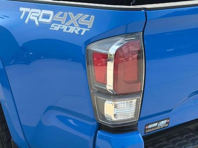 2021 Toyota Tacoma 4WD 4WD TRD Sport Double Cab 5' Bed V6 AT (Natl)