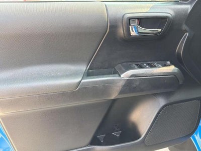 2021 Toyota Tacoma 4WD 4WD TRD Sport Double Cab 5' Bed V6 AT (Natl)
