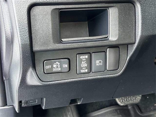 2019 Toyota Tacoma 4WD 4WD TRD Sport Double Cab 5' Bed V6 MT (Natl)