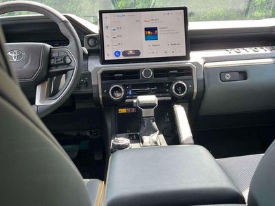 2025 Toyota Tacoma 4WD 4WD Trailhunter Hybrid Double Cab 5' Bed AT (Natl)