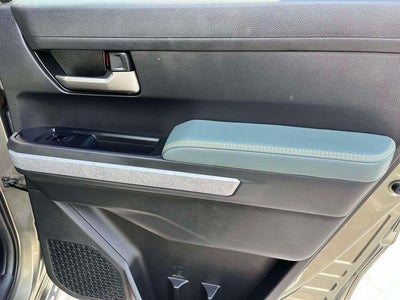 2025 Toyota Tacoma 4WD 4WD Trailhunter Hybrid Double Cab 5' Bed AT (Natl)