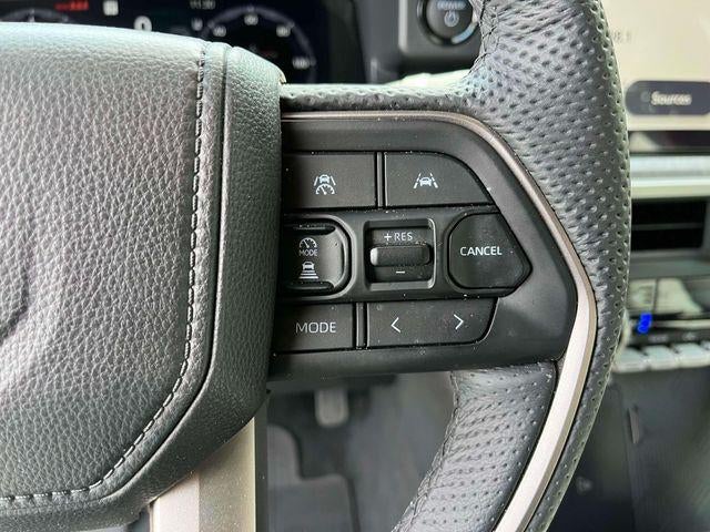 2025 Toyota Tacoma 4WD 4WD Trailhunter Hybrid Double Cab 5' Bed AT (Natl)