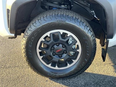 2024 Toyota Tacoma 4WD 4WD TRD Sport Double Cab 5' Bed MT (Natl)