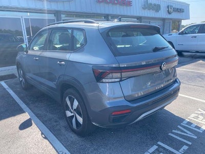 2025 Volkswagen Taos S 4MOTION