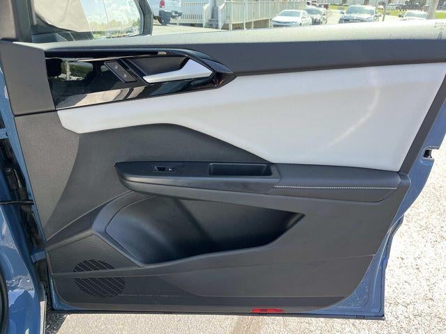 2025 Volkswagen Taos S 4MOTION