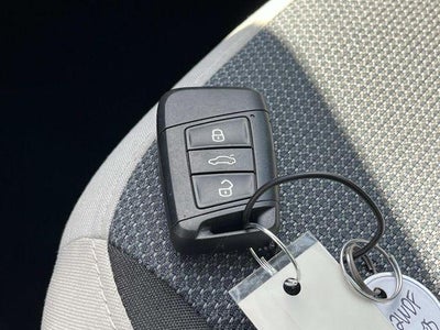 2025 Volkswagen Taos S 4MOTION