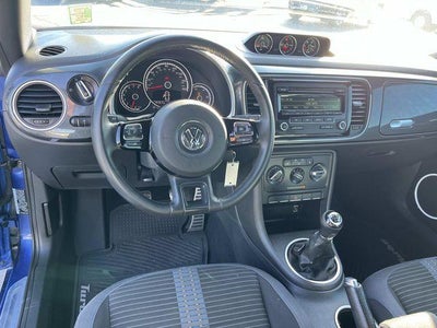 2014 Volkswagen Beetle 2dr Man 2.0T Turbo R-Line PZEV