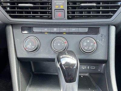 2024 Volkswagen Jetta S Auto