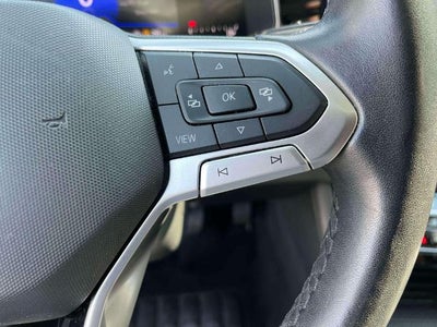 2025 Volkswagen Jetta SE Auto