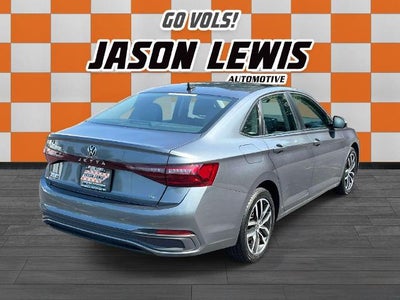 2025 Volkswagen Jetta SE Auto