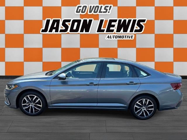 2025 Volkswagen Jetta SE Auto