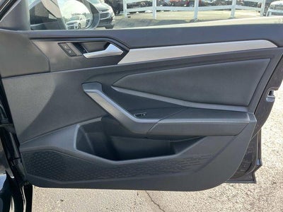 2025 Volkswagen Jetta Sport Auto