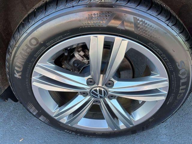 2024 Volkswagen Jetta SE Auto