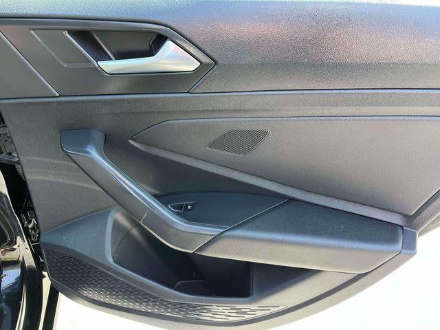 2024 Volkswagen Jetta SE Auto