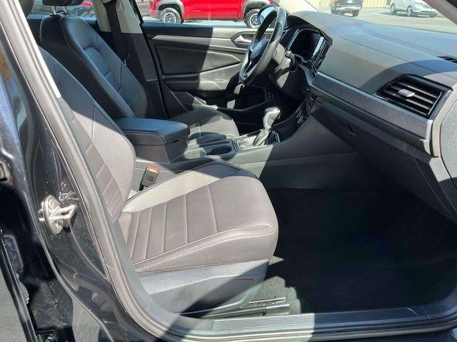 2024 Volkswagen Jetta SE Auto