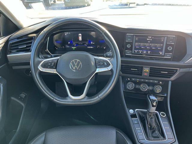 2024 Volkswagen Jetta SE Auto