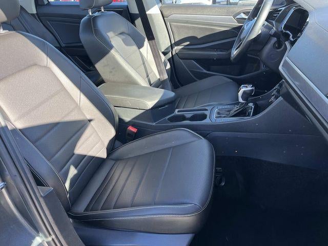 2024 Volkswagen Jetta SE Auto