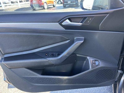 2024 Volkswagen Jetta SE Auto