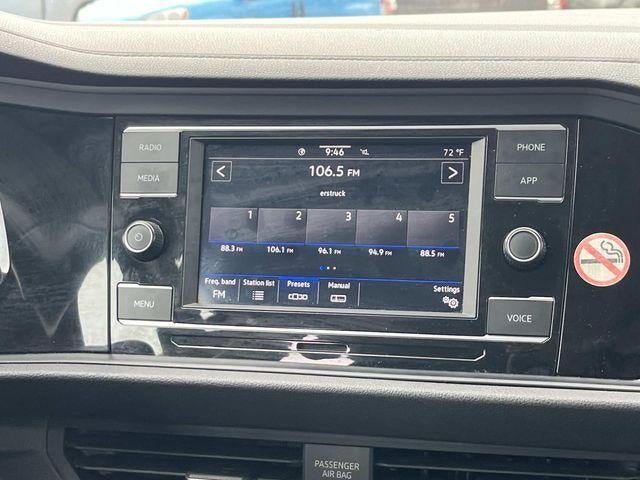 2024 Volkswagen Jetta SE Auto