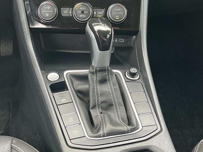 2024 Volkswagen Jetta SE Auto