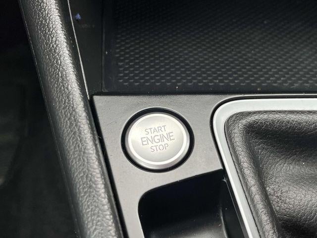 2024 Volkswagen Jetta SE Auto