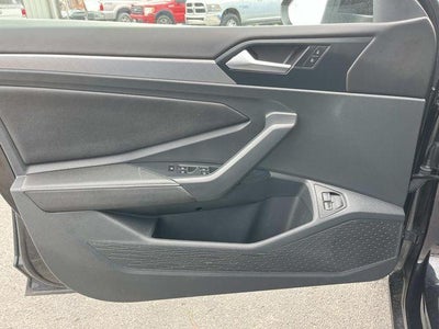 2024 Volkswagen Jetta SE Auto