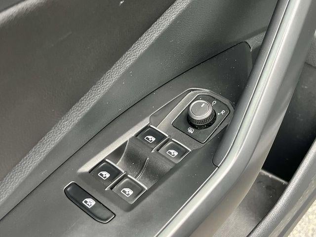 2024 Volkswagen Jetta SE Auto