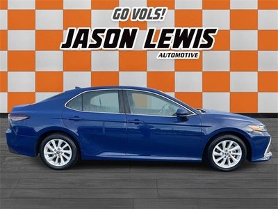 2024 Toyota Camry LE Auto (SE)