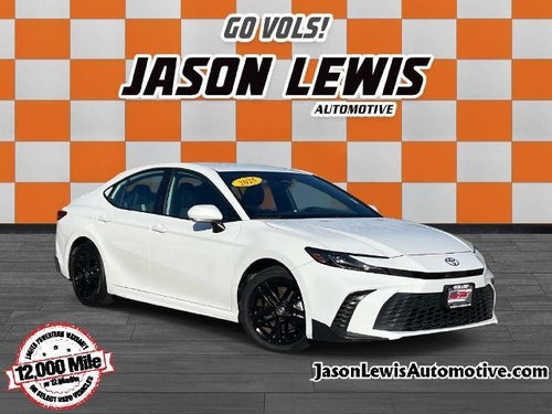 2025 Toyota Camry SE (SE)