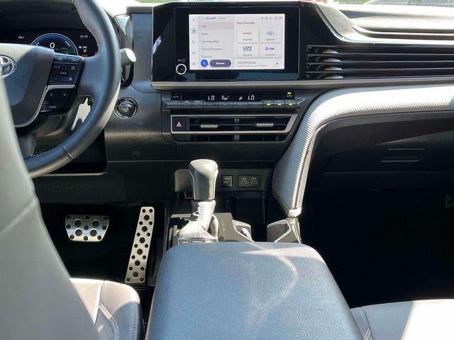 2025 Toyota Camry SE (SE)