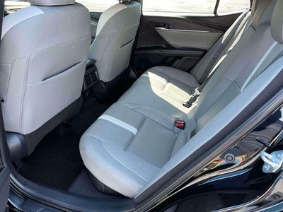 2025 Toyota Camry SE (SE)