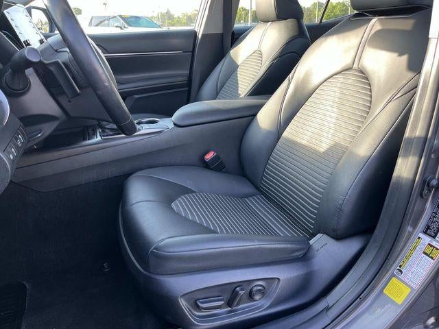 2024 Toyota Camry SE Auto (SE)
