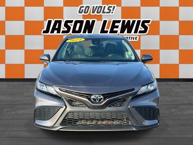 2024 Toyota Camry SE Auto (SE)