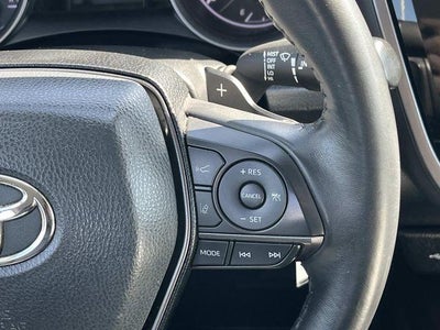 2024 Toyota Camry SE Auto (SE)